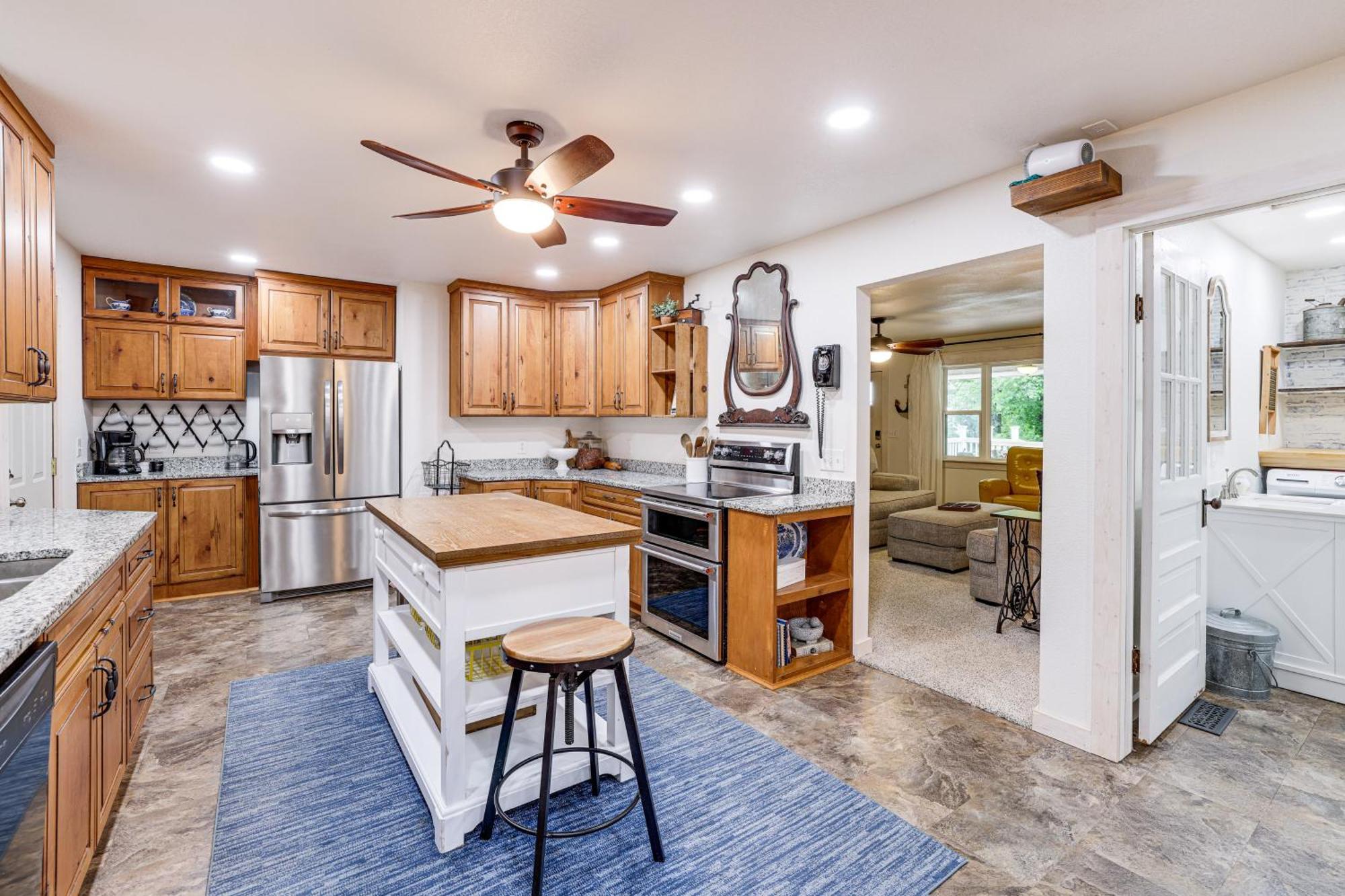 Beaver Lake Getaway With 2 Decks, Grill, And Views! Garfield Exterior photo